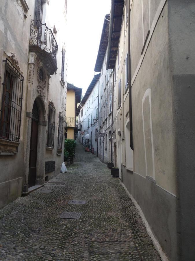 Apartments Cusius And Horta Orta San Giulio Ruang foto