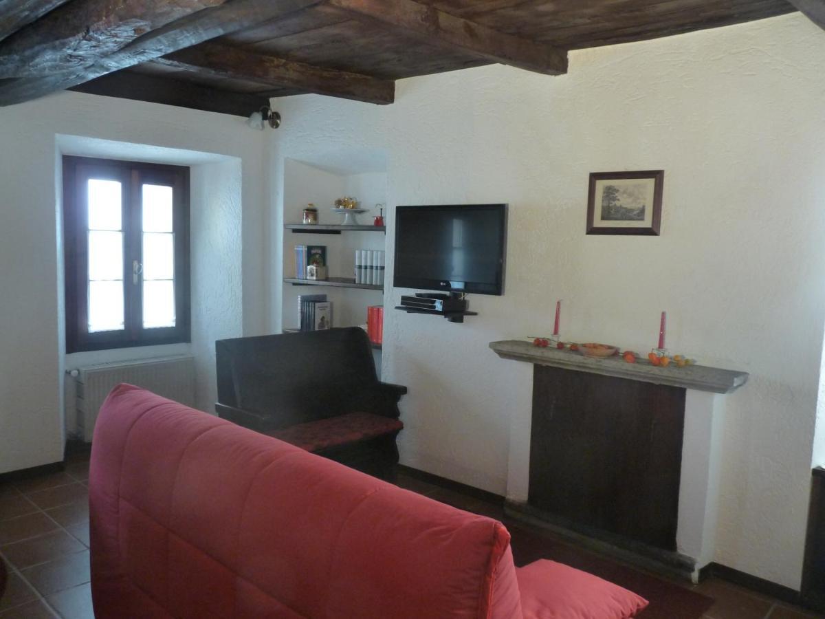 Apartments Cusius And Horta Orta San Giulio Ruang foto